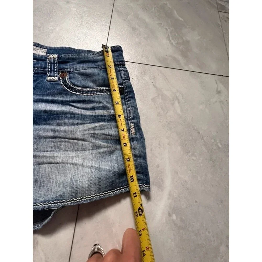 Big star liv denim short size 28 Y2K